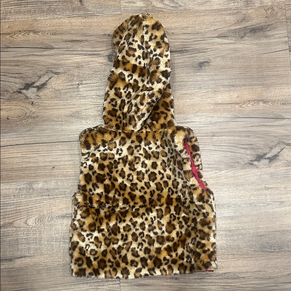 Leopard Print Faux Fur Kids Vest - Picture 4 of 5
